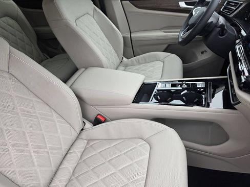 New 2026 Volkswagen Atlas SEL Premium R-Line AWD/4WD image 14