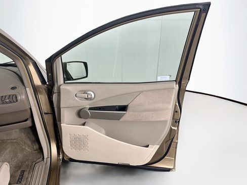 Used 2004 Nissan Quest SL w/ (HTD) 3.5 SL Upgrade Pkg image 30