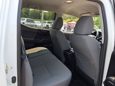 Used 2019 Toyota Tacoma SR w/ SR Convenience Package RWD image 12