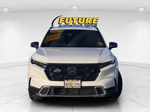 Used 2025 Honda CR-V Sport Touring image 2