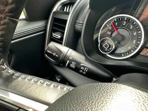 Used 2022 RAM 1500 Laramie AWD/4WD image 24