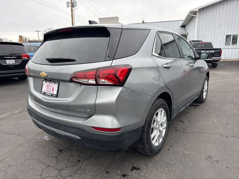 Used 2024 Chevrolet Equinox LT image 7