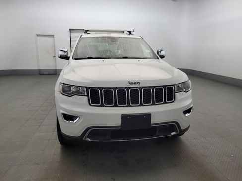 Used 2018 Jeep Grand Cherokee Limited image 14