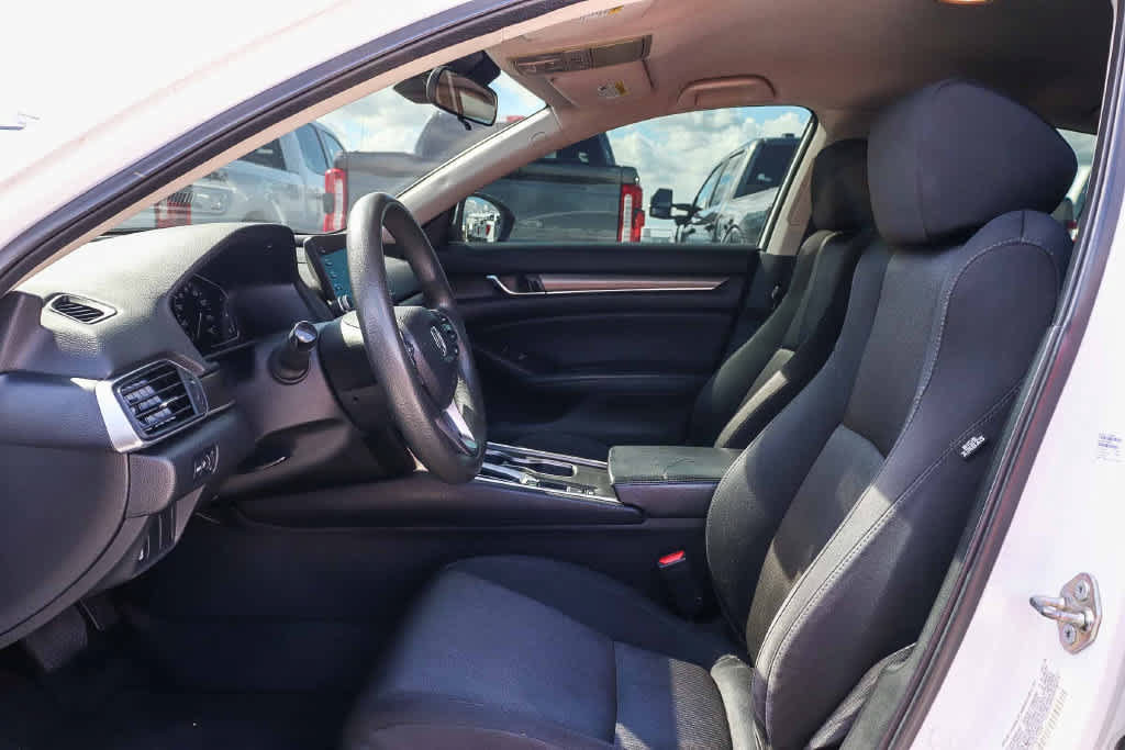Used 2018 Honda Accord LX image 16