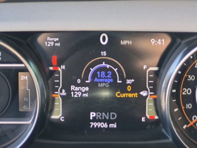 Used 2022 Jeep Wrangler Unlimited Sahara AWD/4WD image 19