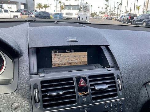 Used 2008 Mercedes-Benz C 300 Sport image 26