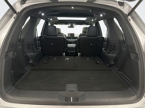 Used 2025 Honda Pilot TrailSport image 24