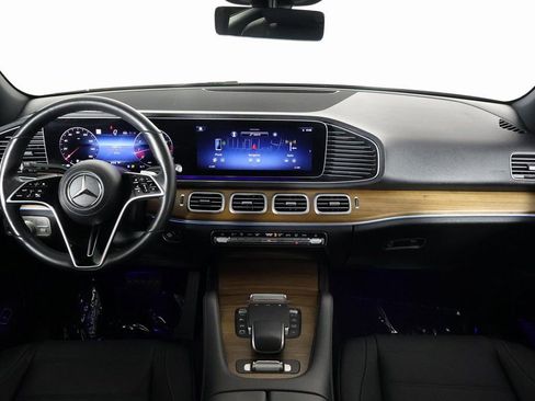 Certified 2025 Mercedes-Benz GLE 580 4MATIC image 8