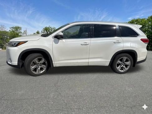 Used 2017 Toyota Highlander Limited AWD/4WD image 5