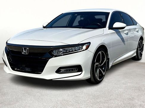 Used 2018 Honda Accord Sport image 14