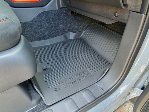 New 2026 Nissan Frontier PRO-4X w/ Pro-4x Convenience Package image 10