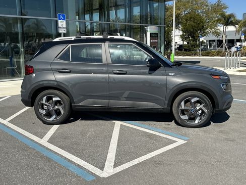 New 2026 Hyundai Venue SEL image 5