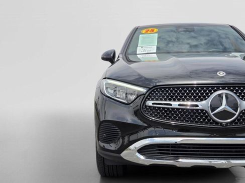 Certified 2025 Mercedes-Benz GLC 300 4MATIC image 10