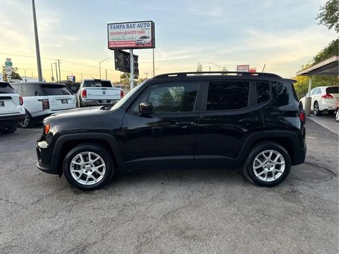Used 2020 Jeep Renegade Latitude FWD image 8