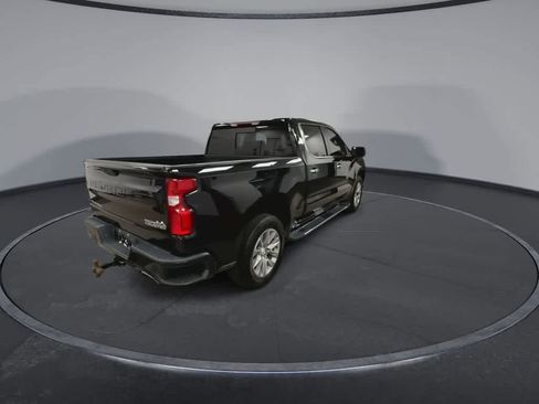Used 2022 Chevrolet Silverado 1500 High Country w/ Safety Package II AWD/4WD image 8
