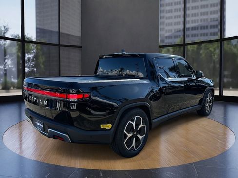 Used 2022 Rivian R1T Launch Edition image 3