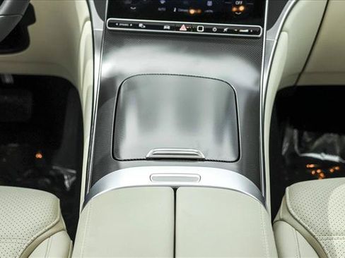 Certified 2026 Mercedes-Benz GLC 300 4MATIC image 19