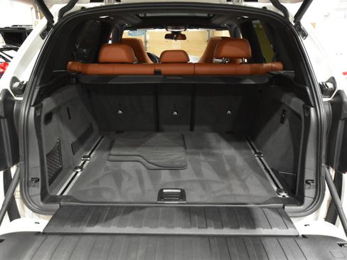 Used 2016 BMW X5 M image 65