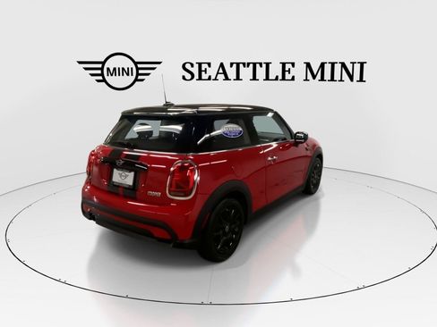 Used 2023 MINI Cooper 2-Door Hardtop FWD image 11