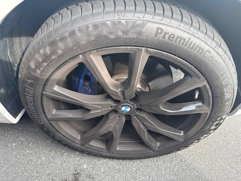 Used 2023 BMW X7 xDrive40i w/ Executive Package AWD/4WD image 7