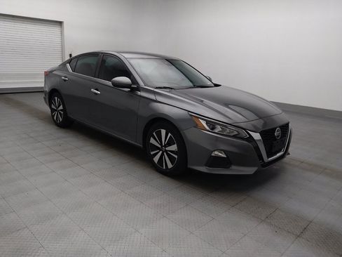Used 2021 Nissan Altima 2.5 SV FWD image 11