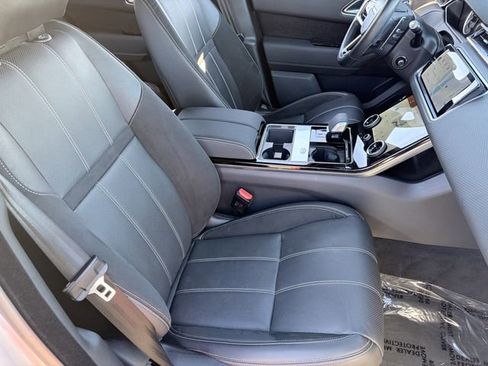 Used 2022 Land Rover Range Rover Velar R-Dynamic S AWD/4WD image 19