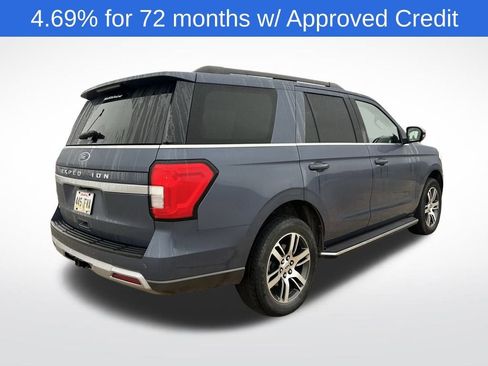 Used 2022 Ford Expedition XLT image 6