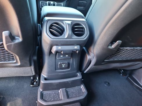 New 2025 Jeep Wrangler Unlimited Rubicon 392 image 32