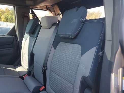 Used 2022 Ford Bronco Outer Banks image 13