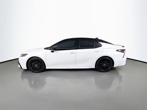 Used 2023 Toyota Camry XSE w/ Navigation Package FWD image 9
