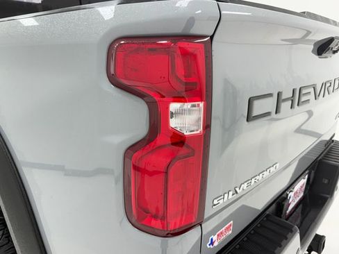 Used 2025 Chevrolet Silverado 1500 RST AWD/4WD image 36
