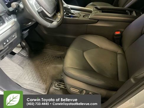 Used 2024 Toyota Grand Highlander XLE image 12