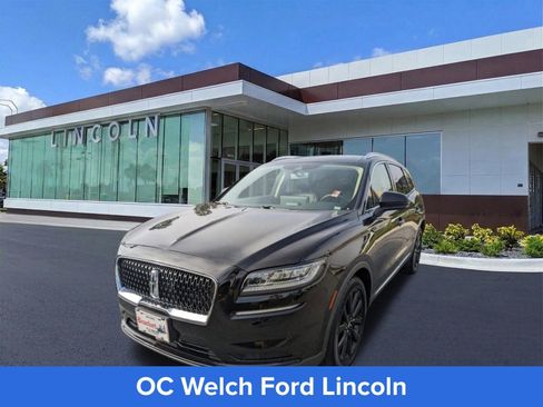 Certified 2023 Lincoln Nautilus Reserve w/ Monochromatic Package AWD/4WD image 9