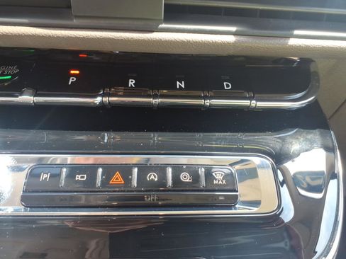 Certified 2023 Lincoln Corsair FWD w/ Equipment Group 101A image 18