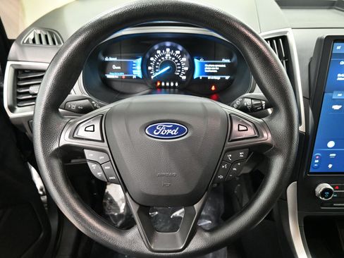 Used 2022 Ford Edge SE AWD/4WD image 7