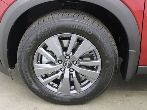 New 2026 Nissan Pathfinder SV AWD/4WD image 26
