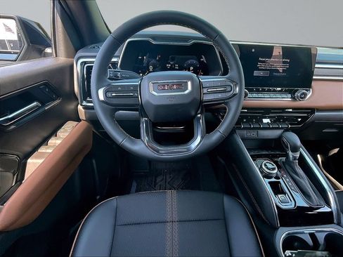 New 2026 GMC Canyon AT4 AWD/4WD image 19