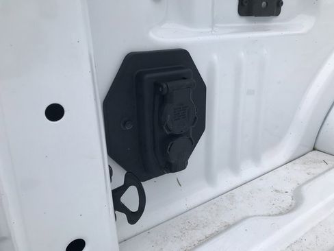 Certified 2024 Ford F350 Lariat w/ Lariat Ultimate Package image 29