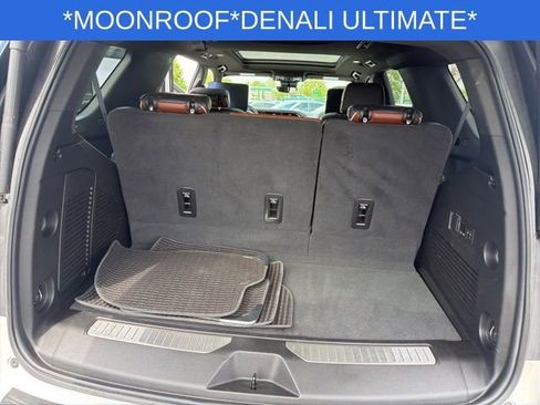 Used 2023 GMC Yukon Denali Ultimate AWD/4WD image 24