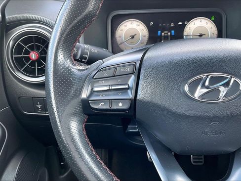Used 2022 Hyundai Kona N Line w/ Tech Package image 11
