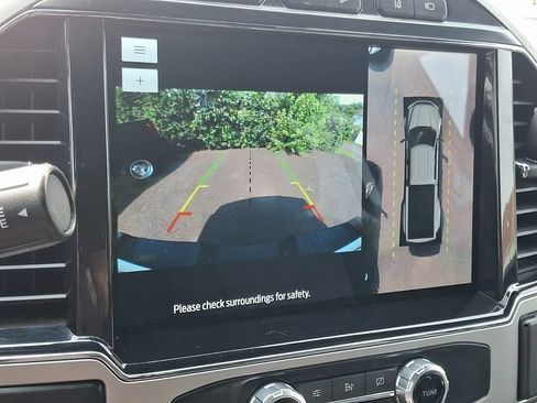 Used 2022 Ford F350 Lariat w/ Lariat Ultimate Package AWD/4WD image 18