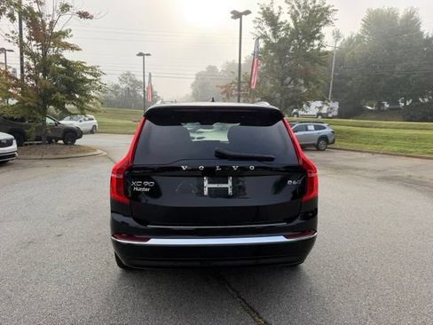 Used 2023 Volvo XC90 B6 Ultimate w/ Lounge Package AWD/4WD image 4