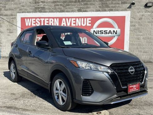 New 2025 Nissan Kicks Play S FWD image 1