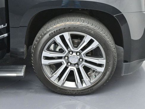 Used 2020 GMC Yukon Denali w/ Denali Premium Package image 41