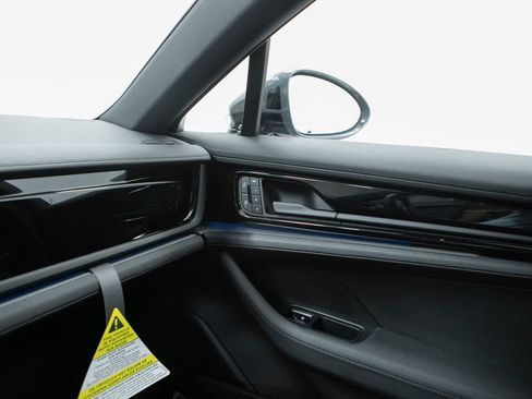 New 2026 Porsche Panamera RWD image 31