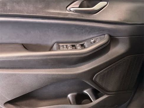 Used 2024 Jeep Grand Cherokee Laredo image 38