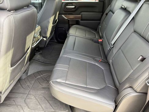 Used 2021 Chevrolet Silverado 3500 High Country image 14