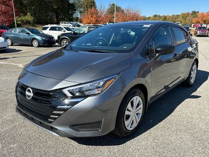 New 2025 Nissan Versa S w/ Trunk Package