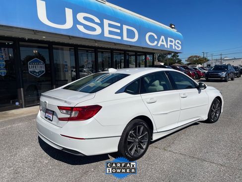 Used 2021 Honda Accord EX-L image 11