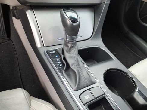 Used 2016 Hyundai Sonata Sport w/ Option Group 1V image 12